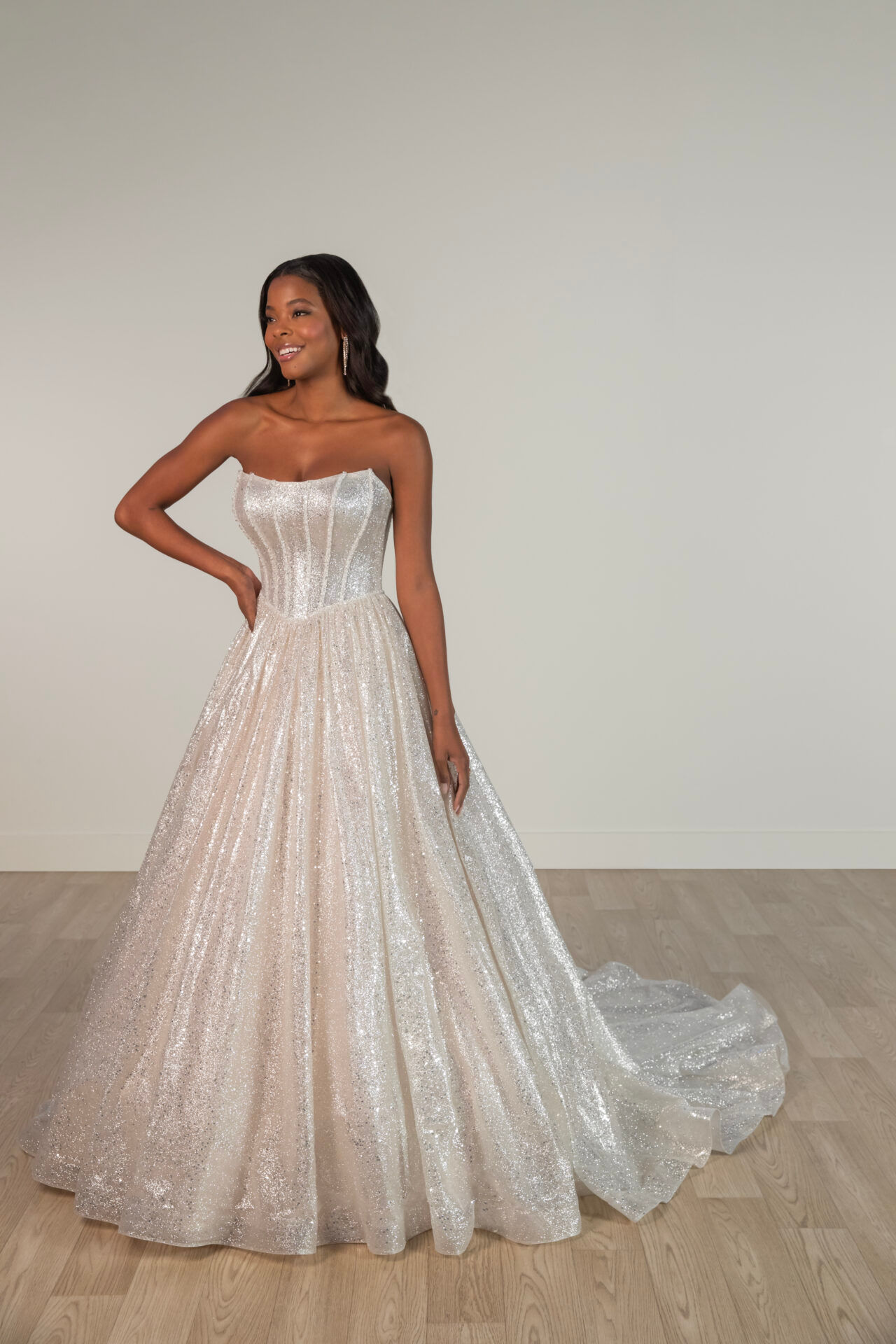 SY8133 by StellaYork