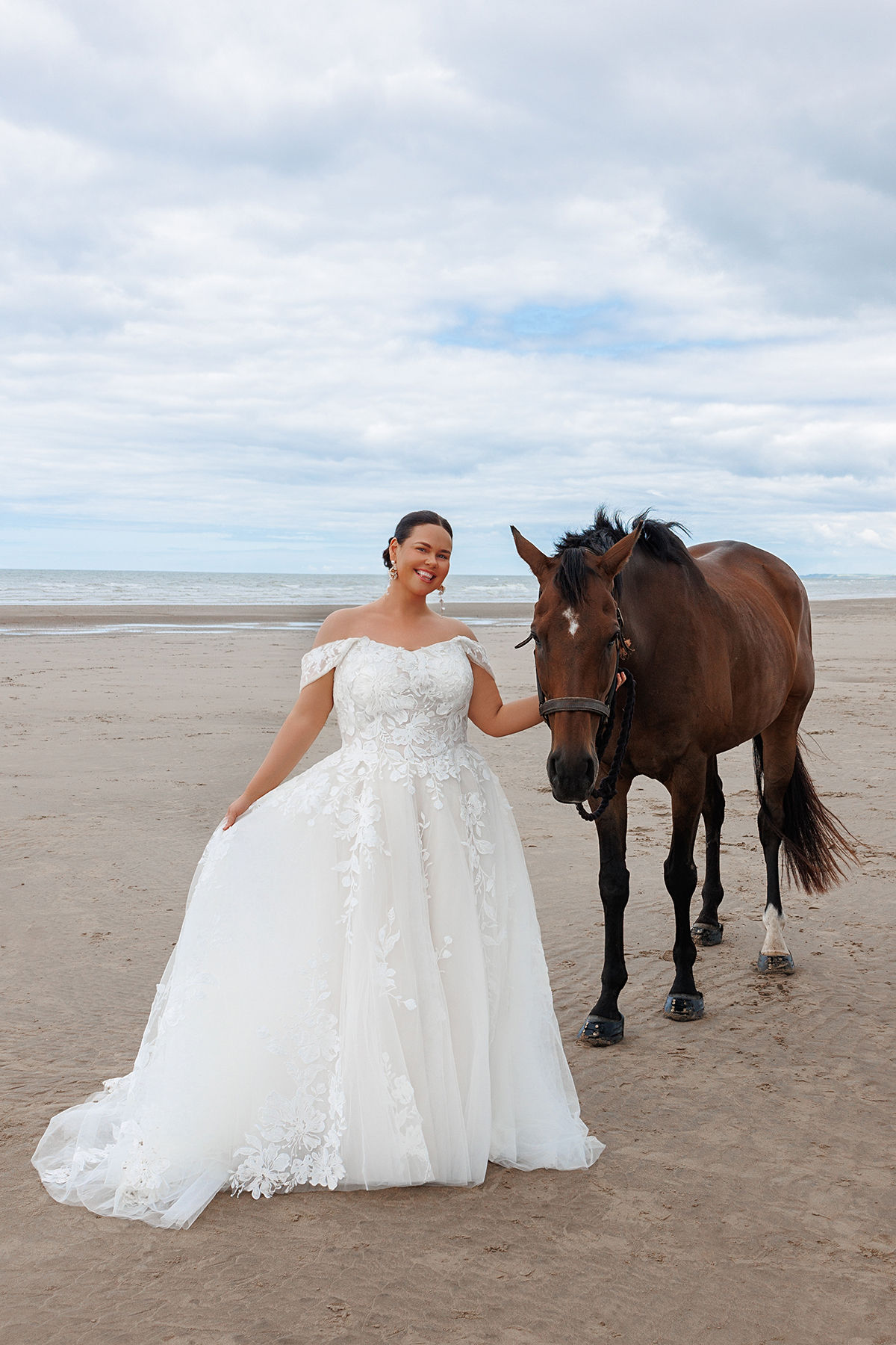 26808 by Island Bridal