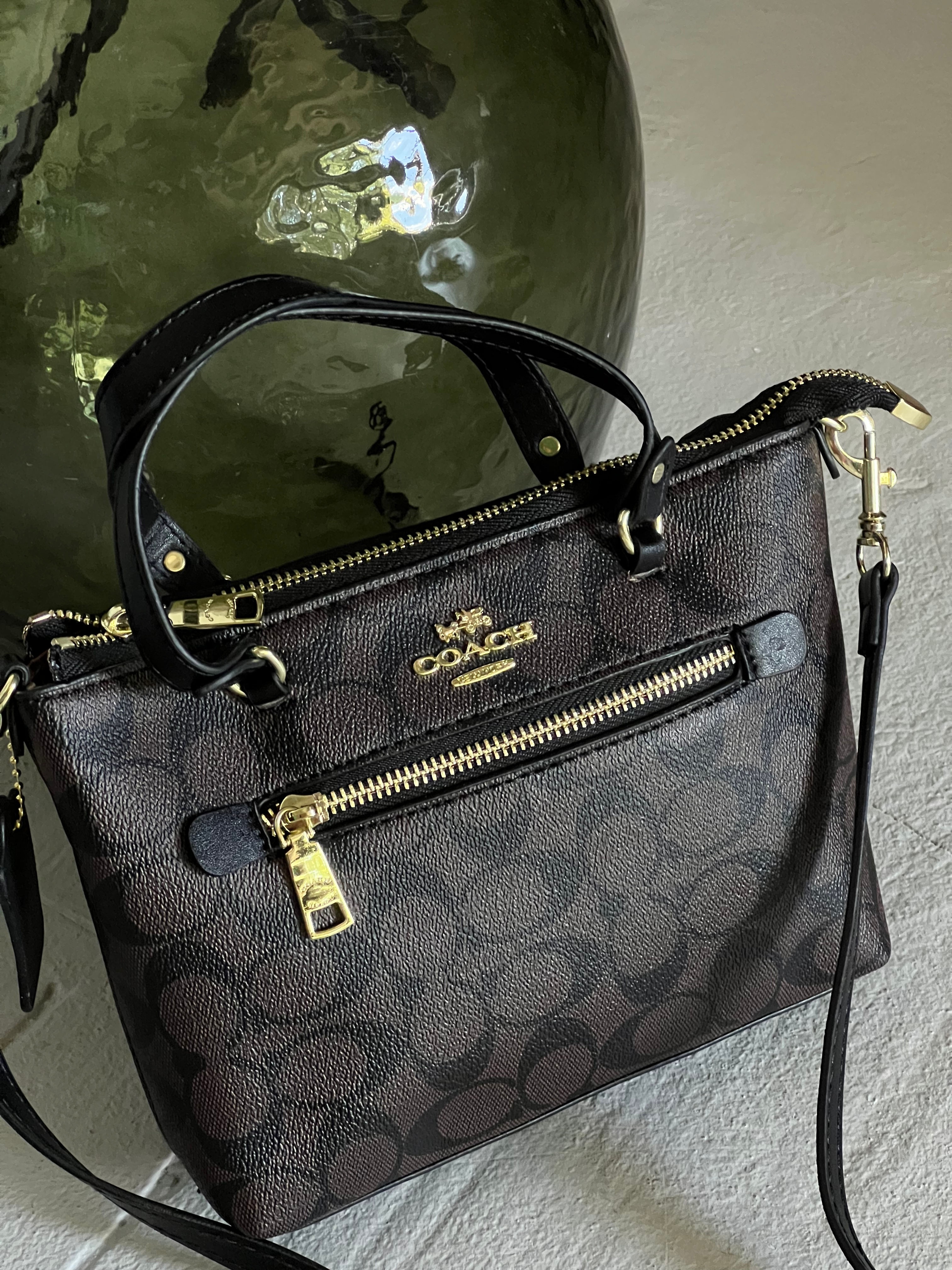 Сумка COACH Mini Gallery Crossbody