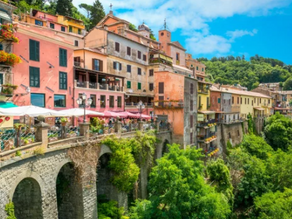 Nemi-Italy's strawberry city 