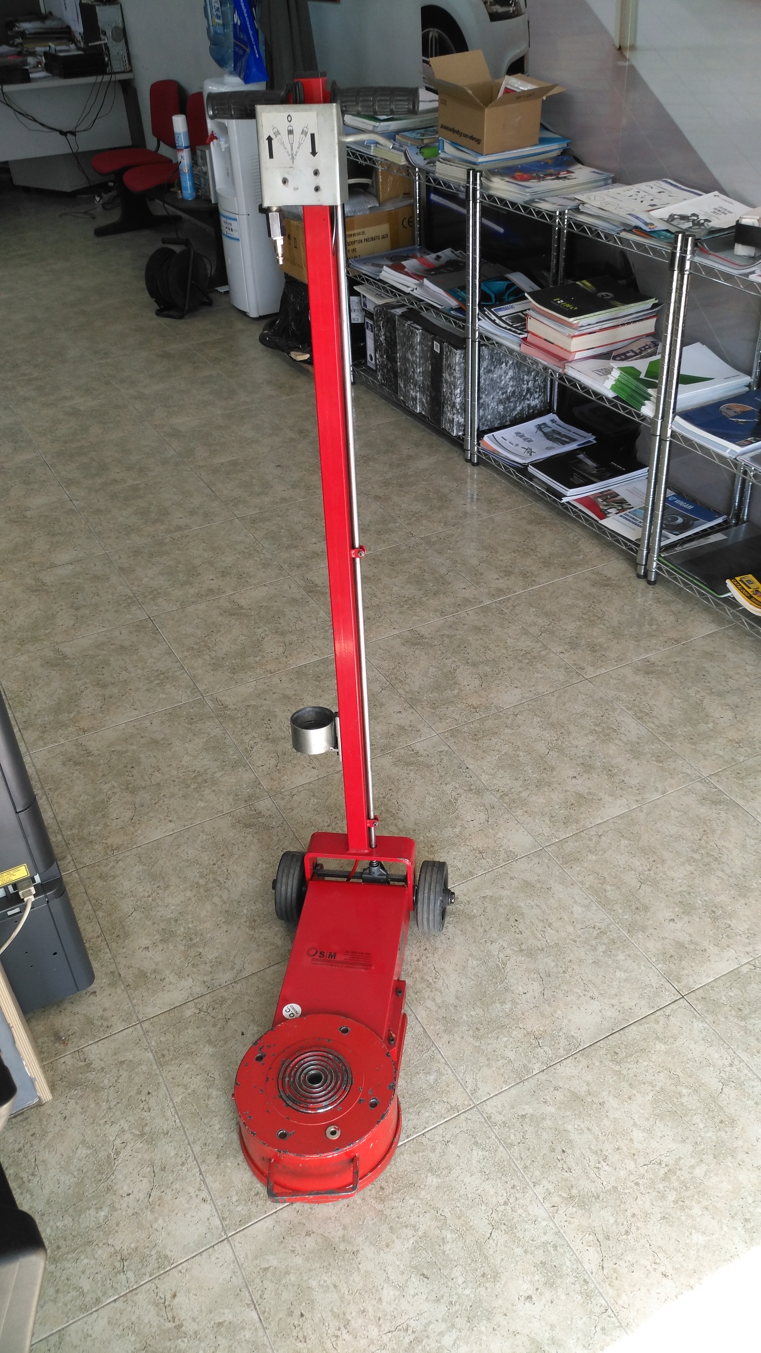 Gato WERTER W135