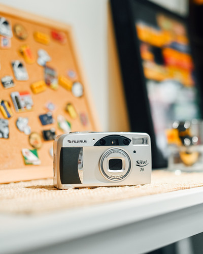 Fujifilm Silvi 70 | YatGyun 一捲