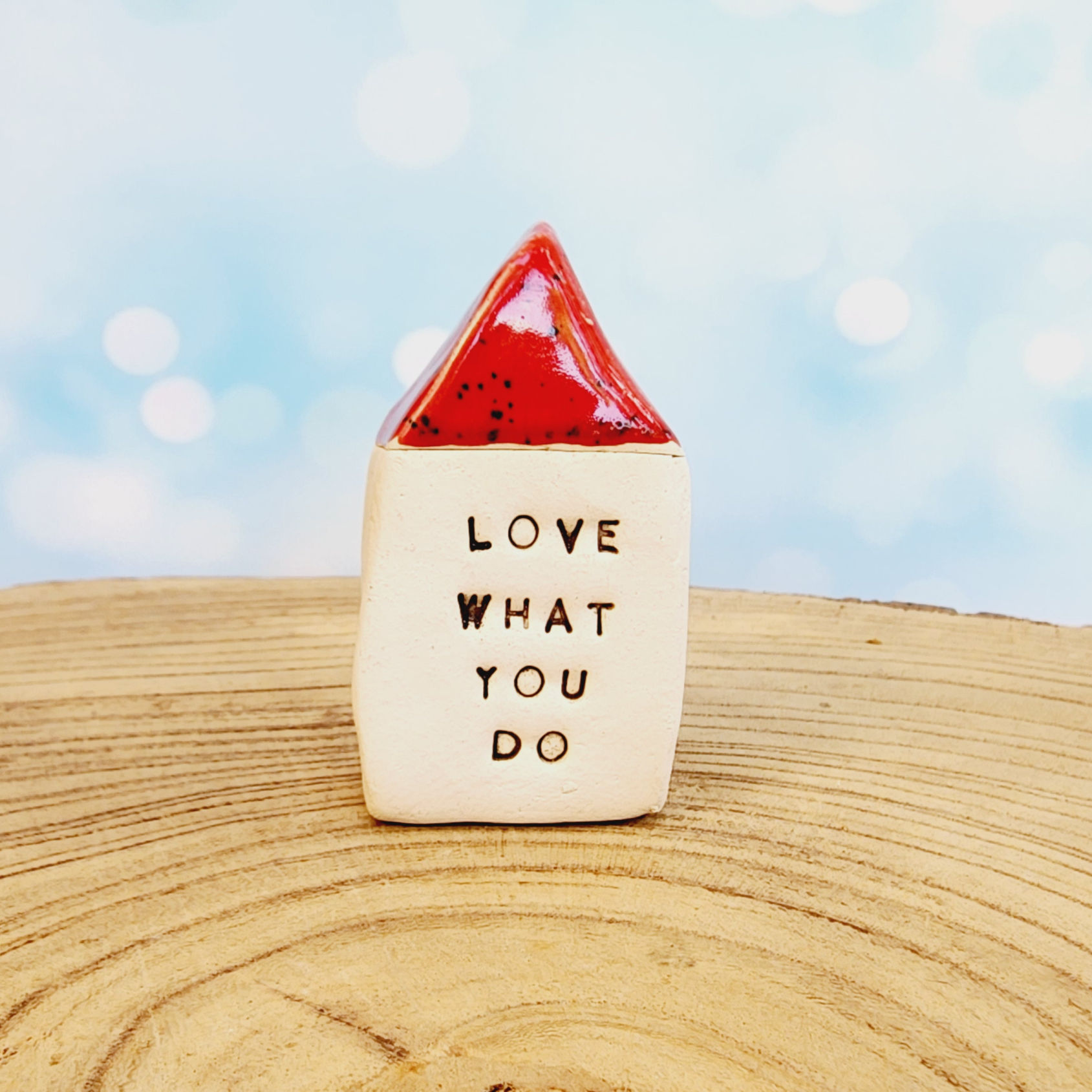 בית קרמיקה Love what you do