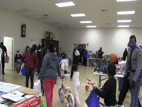 Hundreds attend the Marion Police Department's annual toy drive on Dec. 20