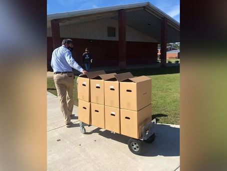 Enterprise School District receives hundreds of chromebooks for students
