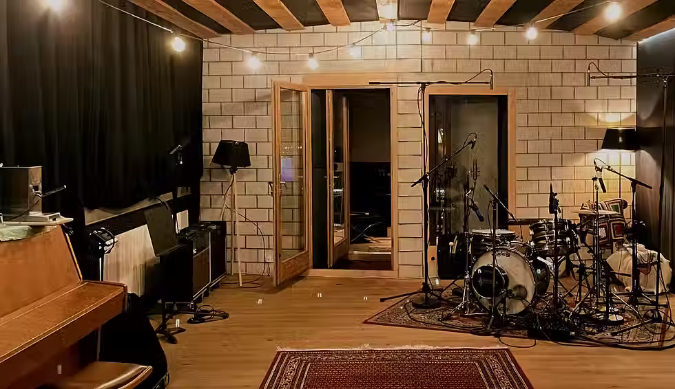 ohhomesickstudios.jpg