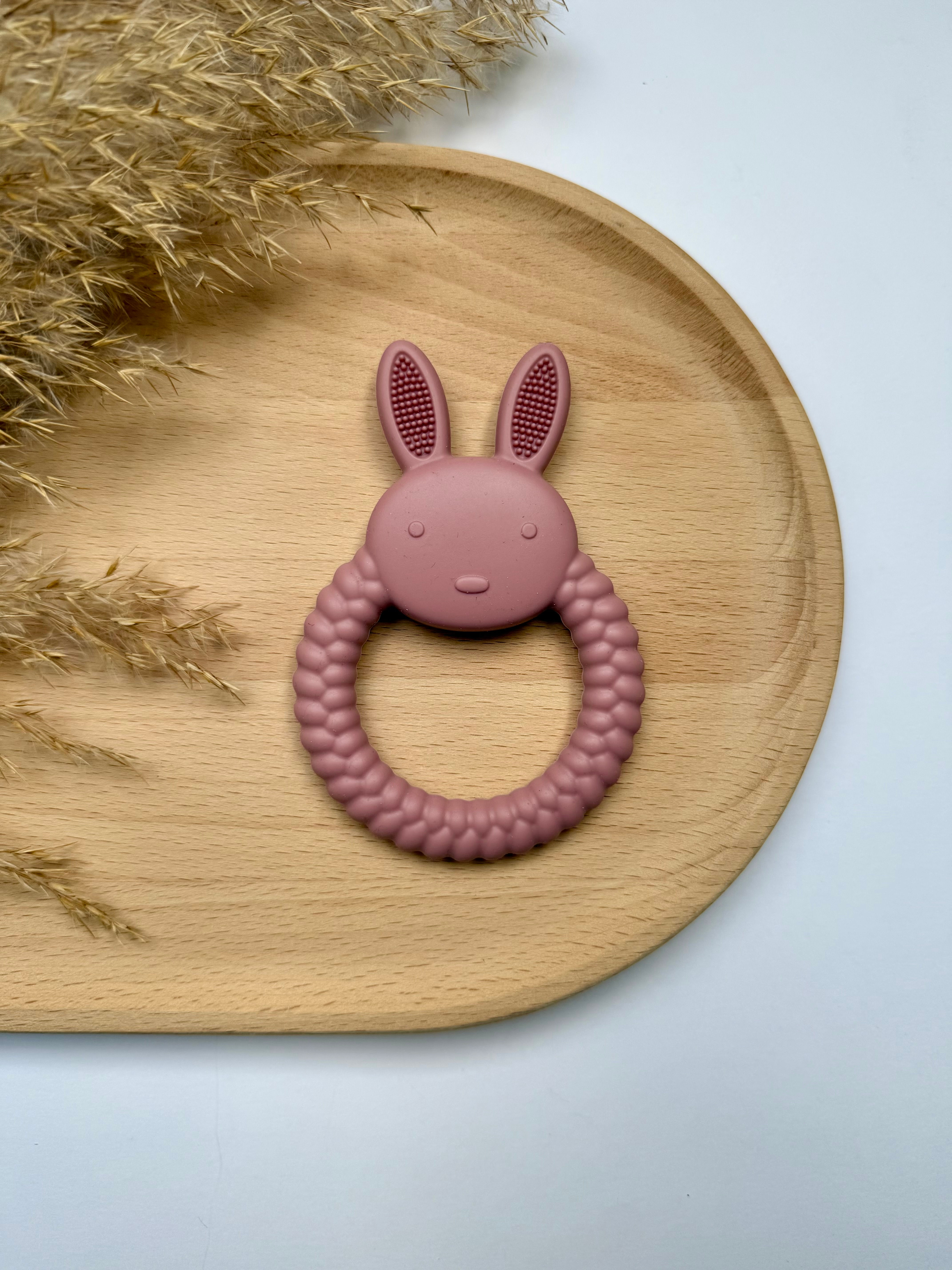 Bijtring konijn - donker roos