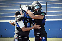 APALEAN A LOS FORAJIDOS EN CIERRE DE TEMPORADA