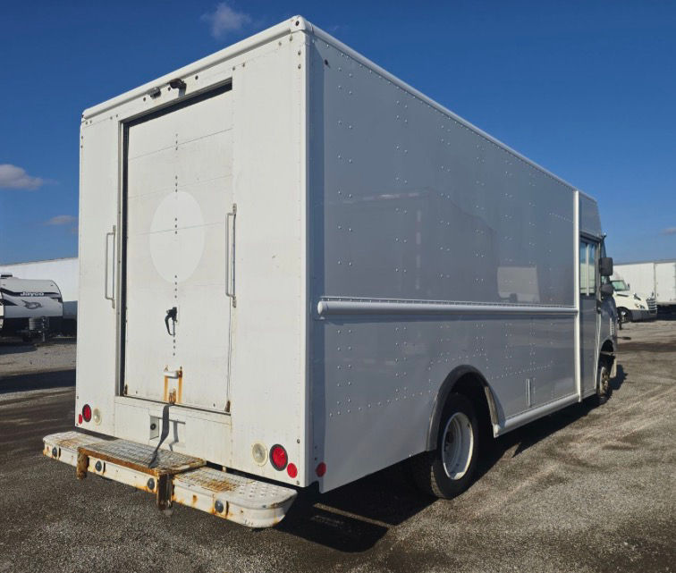 Thumbnail: 2018 FREIGHTLINER  MT 45 CHASSIS