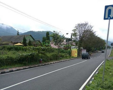 tanah di depan jalan boulevard.jpg