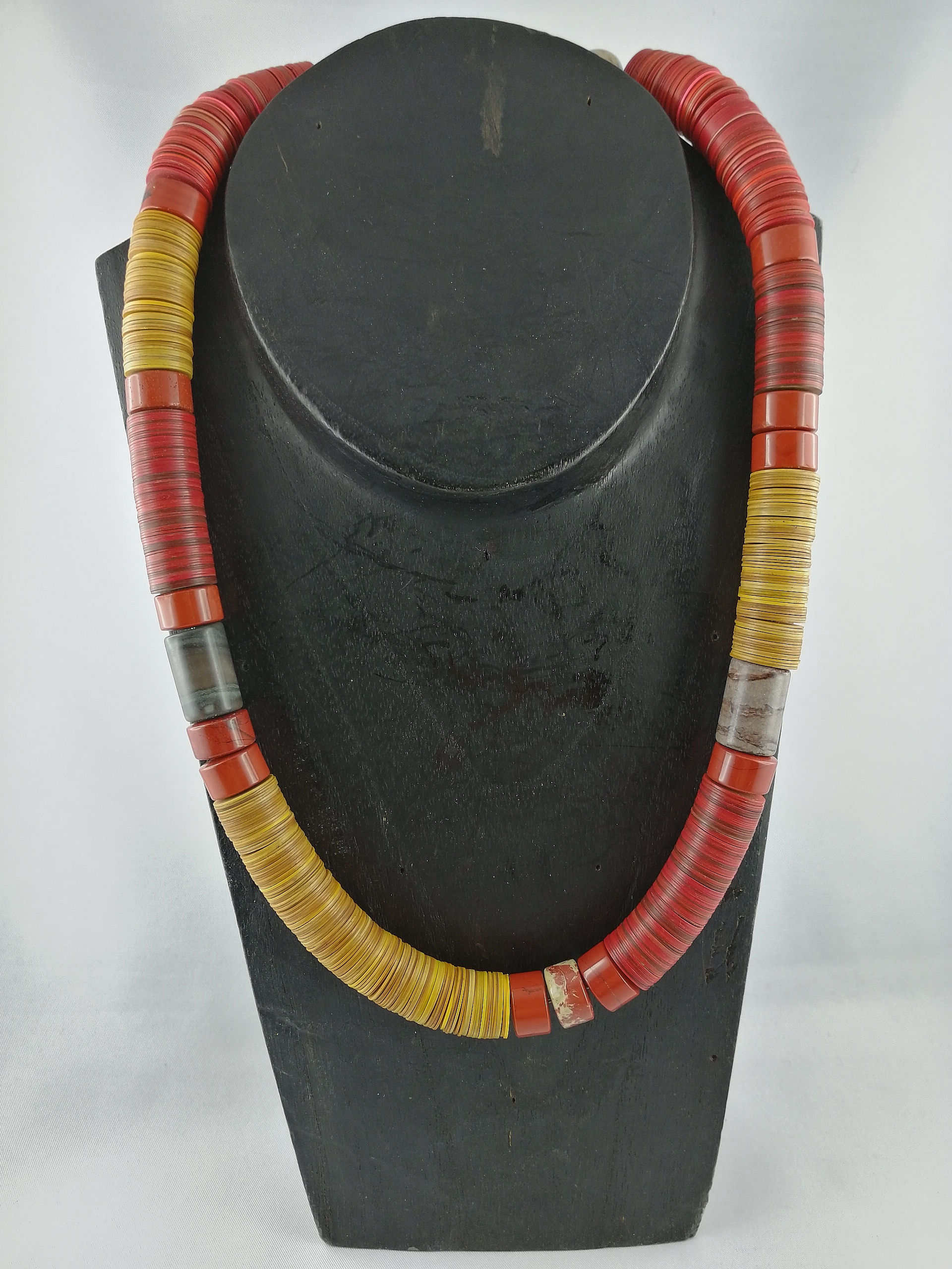 Collier en perles africaines Koffi et jaspe 