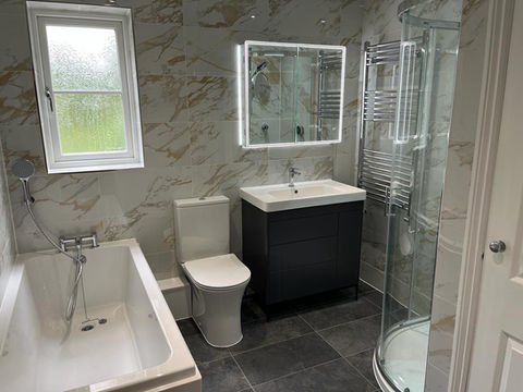Bathroom fitter, Chelmsford