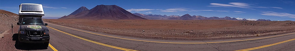 Eu Ela e a Sofia - Um casal e sua cachorra viajando pelo Brasil e mais cinco Países da América do Sul de carro.