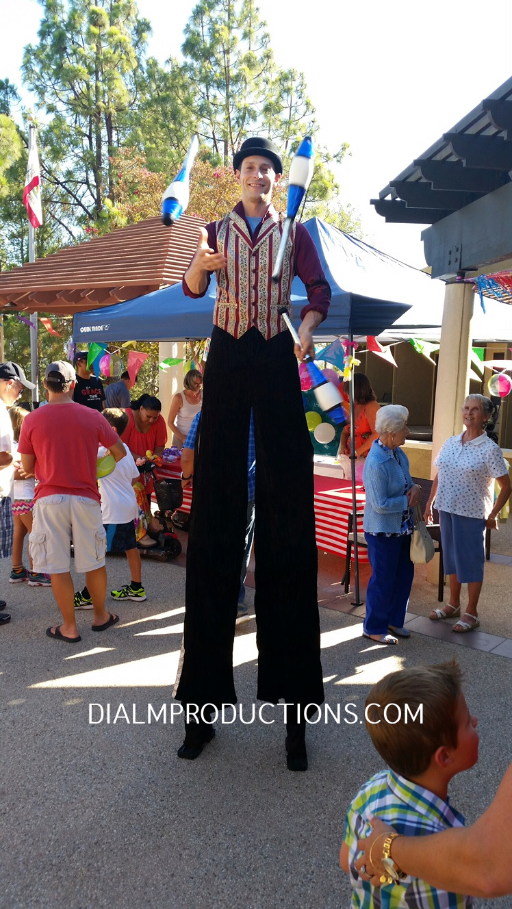 Stilt Walker, Stilt Walker For Hire, Jester Stilt Walker Los Angeles