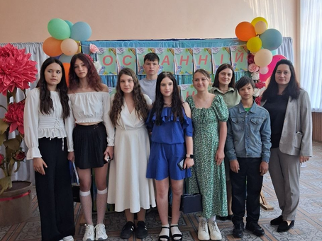 Ось і пролунав останній дзвоник у стінах Іванівського ліцею. 