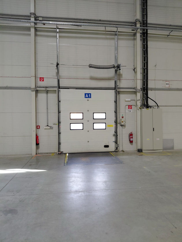 Miniatura: Prenajmeme skladovú halu s admin. zázemím v Bratislave Rači