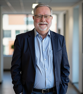 #28 - Bill Gillespie - HeadshotPro cropped.png
