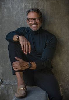 Are hearing aids covered in Ontario? Learn how ADP funding, insurance, and tax credits work for seniors in this clear 2026 guide.