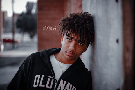 Eli Senior Pics-111