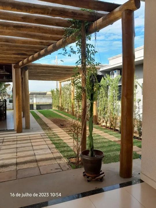 Rancho no Cond. Villagio Colombo (Mendonça-SP)
