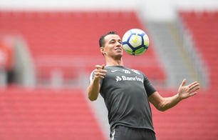 Colorado enfrenta o Botafogo no Rio de Janeiro
