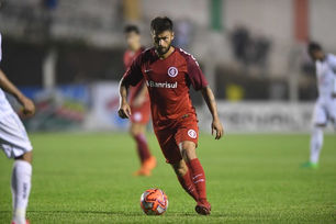 Odair isenta Sobis e diz que atacante era o cobrador do Inter em campo: "Bola não quis entrar&q