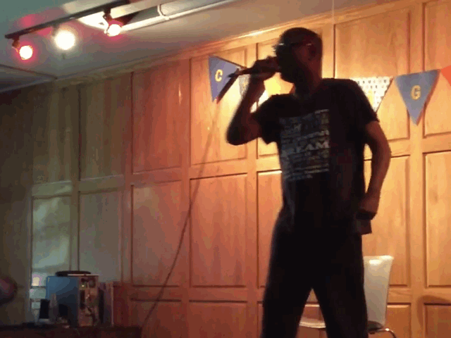 karaoke.gif