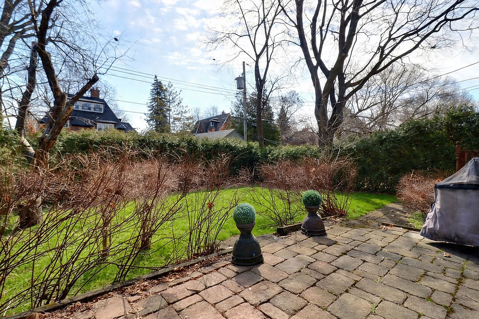 266 Kenaston Ave.