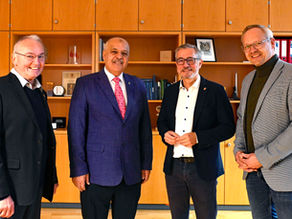 Bild: OB begrüßt Gäste