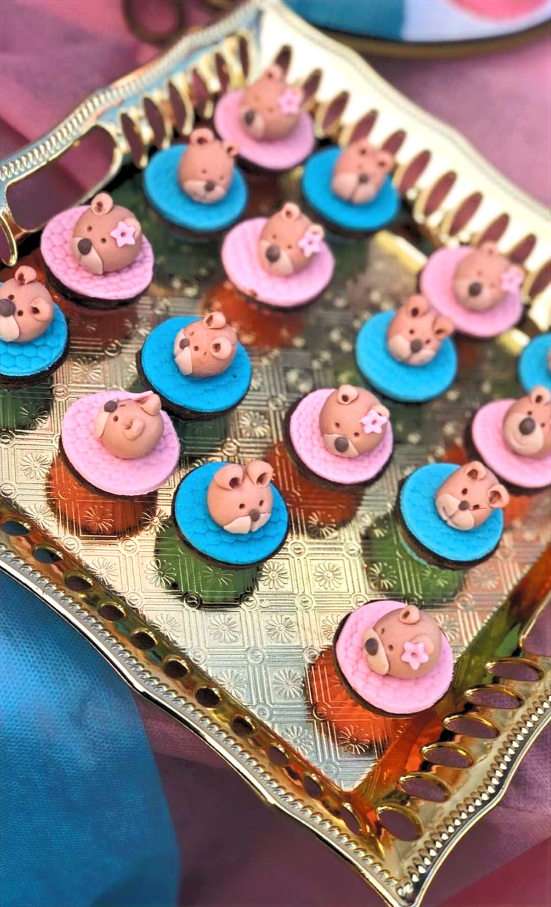 mini trufas com decoração 4D