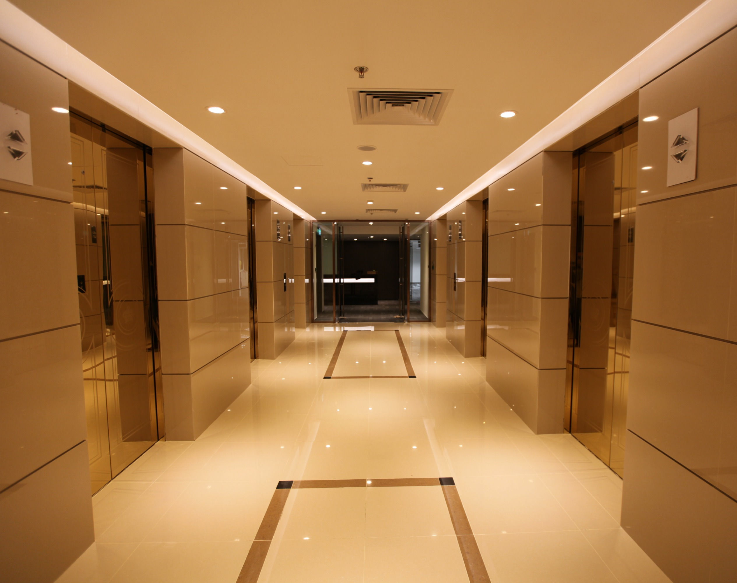 英皇酒店 | Grand Emperor Hotel