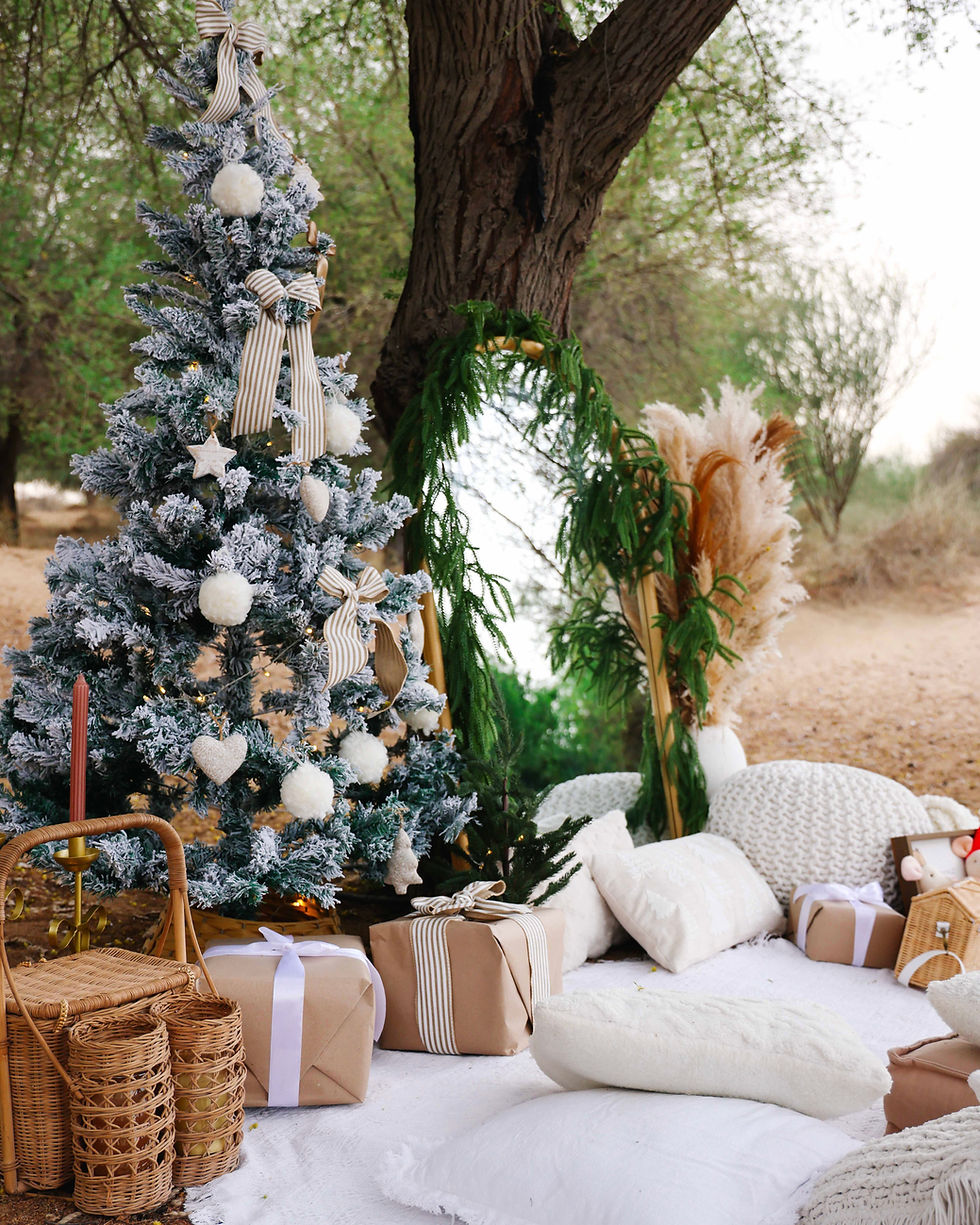 Bespoke picnic setup in Dubai by Picnic Times featuring vintage-style baskets and seasonal details