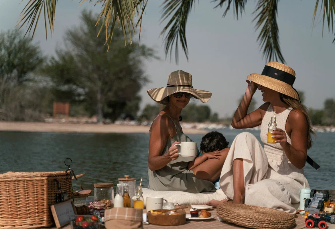 Luxury picnic in Dubai designed by PicnicTimes, with a focus on meaningful outdoor experiences.