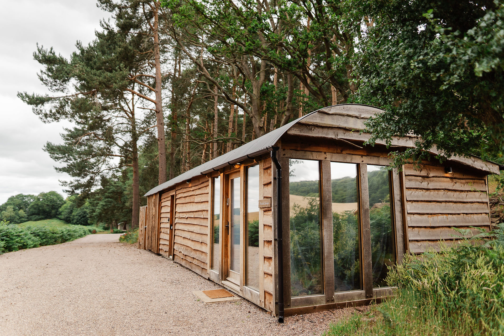 wedding photography bridal barn venue claverley