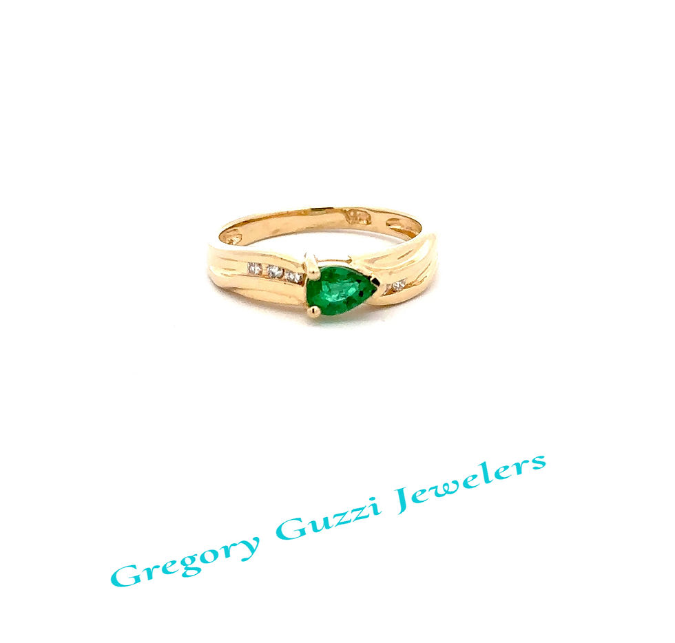 14KT. Yellow Gold Natural Emerald Ring With Diamonds
