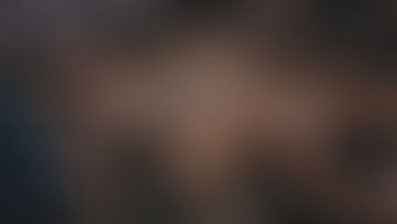 Play Dominoes-- Panamanian Style 