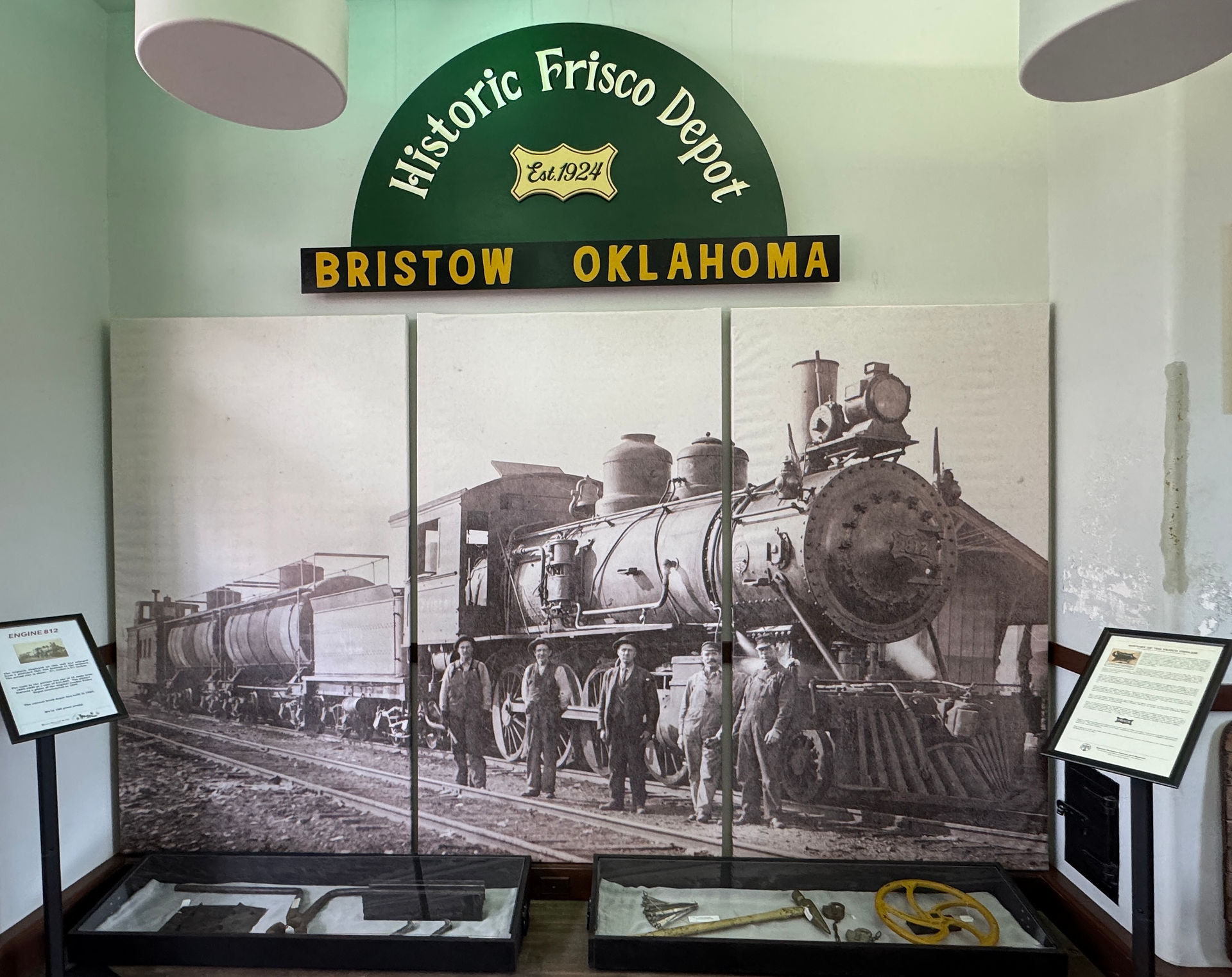 A giant post card