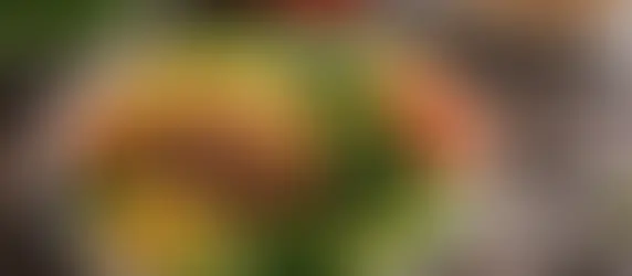 How to Build a Balanced Plate for Your Fitness Success: Considerations for Improving Muscle Mass and Reducing Body Fat