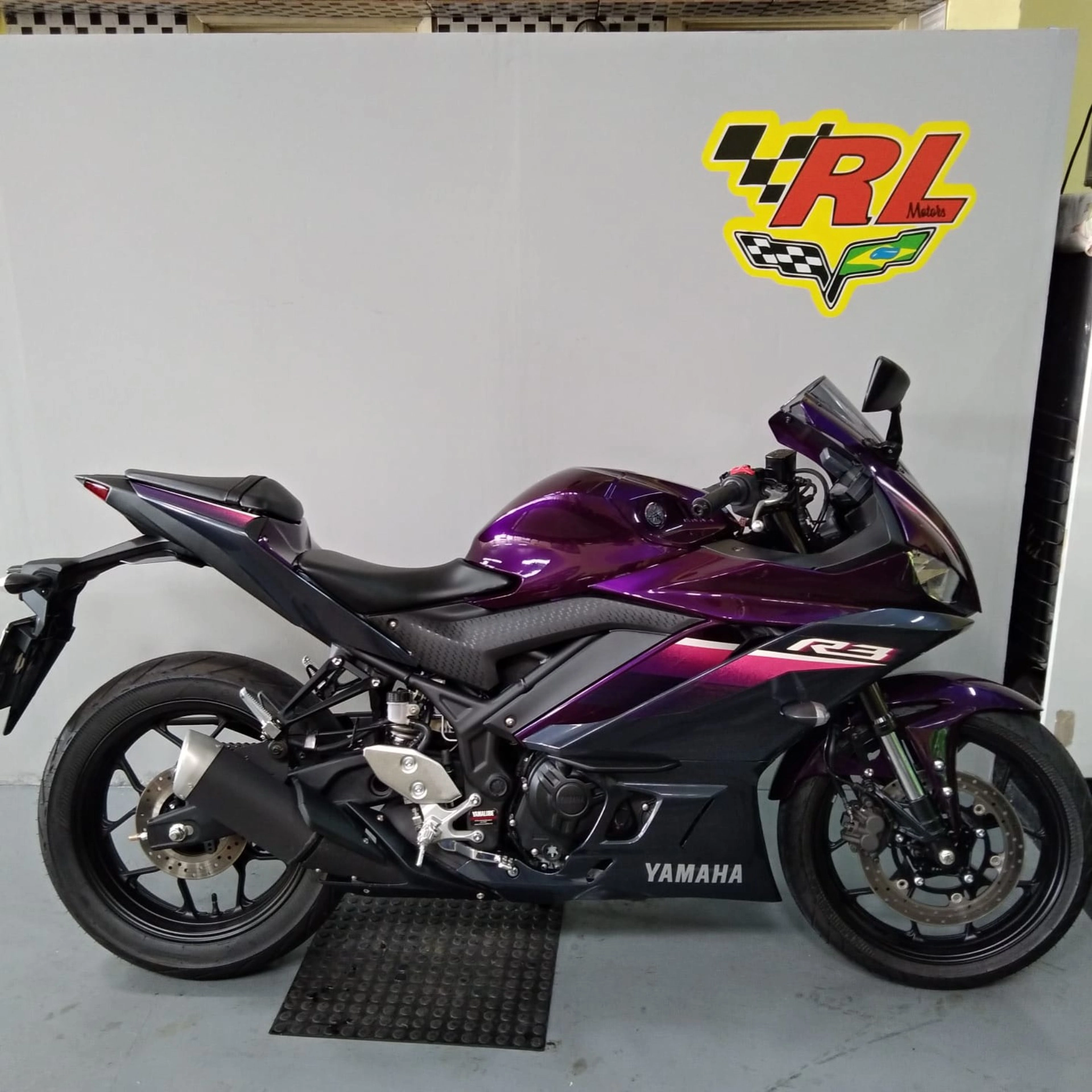 YAMAHA YZF R3 ABS - 2024