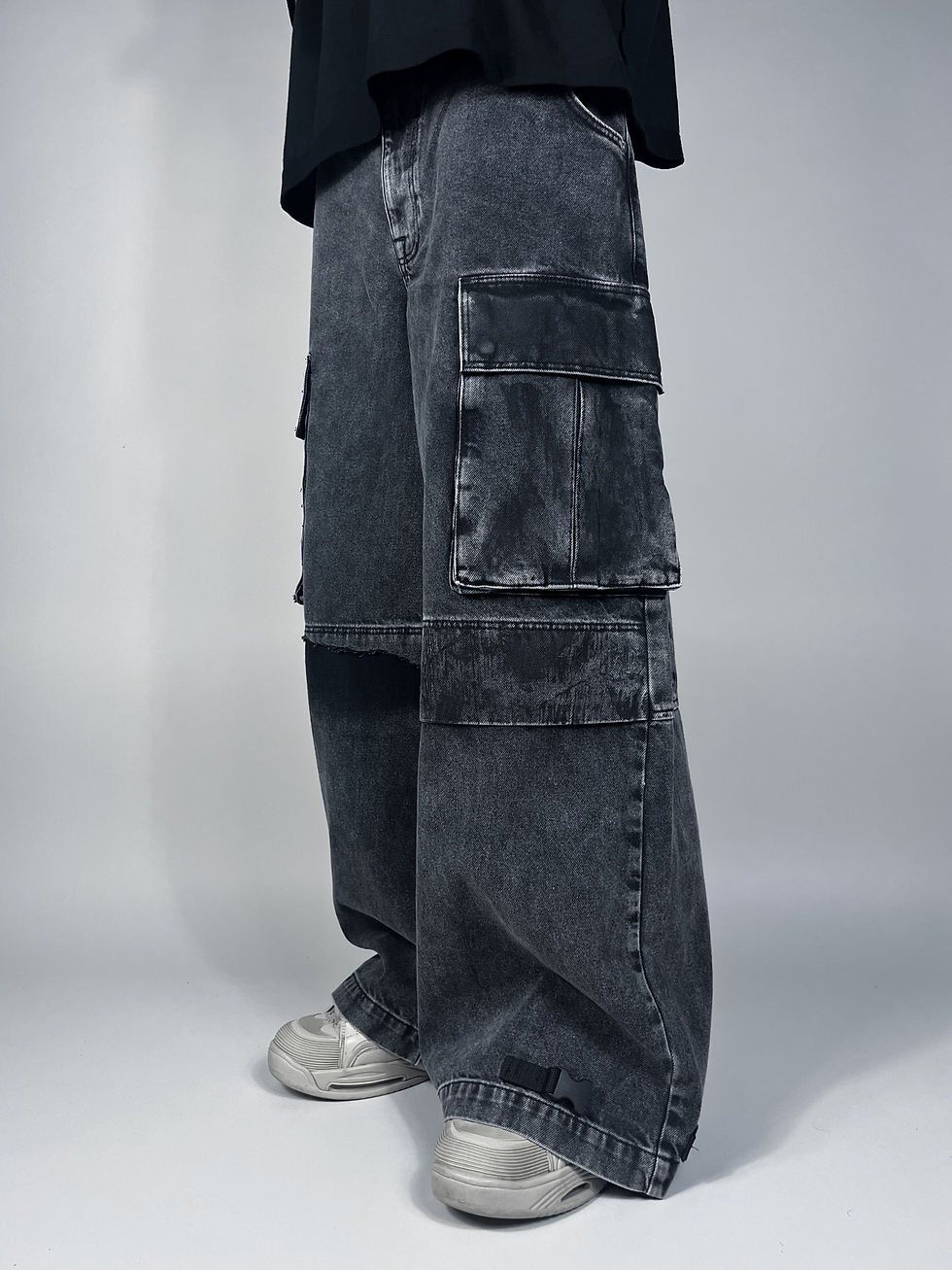 Thumbnail: WASHED CARGO DENIM
