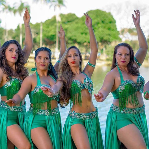 Embracing the Art of Life: The Challenges and Beauty of Belly Dance as a Form of Artistic Expression | Estúdio Nouf