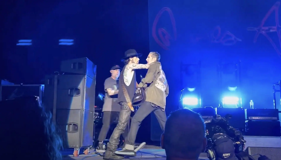 Jane’s Addiction had quite a fiery show in Boston, but not for the reasons fans expected. Frontman Perry Farrell threw a punch at guitarist Dave Navarro during the concert, abruptly ending the performance.