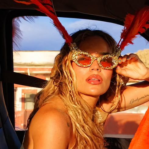 Karol G brings the VIAJANDO POR EL MUNDO TROPITOUR to Hard Rock Stadium in Miami Gardens on both Friday, October 2, and Saturday, October 3, with the Friday show featuring Elena Rose.