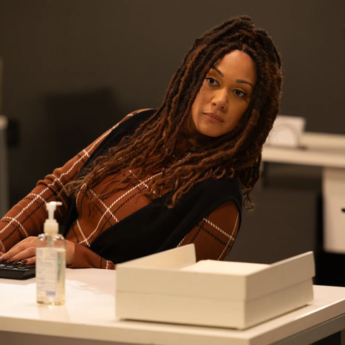 Messy jobs, messy friends, messy exes — Messy Lola is the Chicago comedy-drama you didn’t know you needed. Starring Cynthia Kaye McWilliams, this indie series from CynCity Productions drops Feb 2026. Watch, relate, repeat. #messylola #cyncityproductions #cynthiakaymcwilliams #TVseries #indiefilm