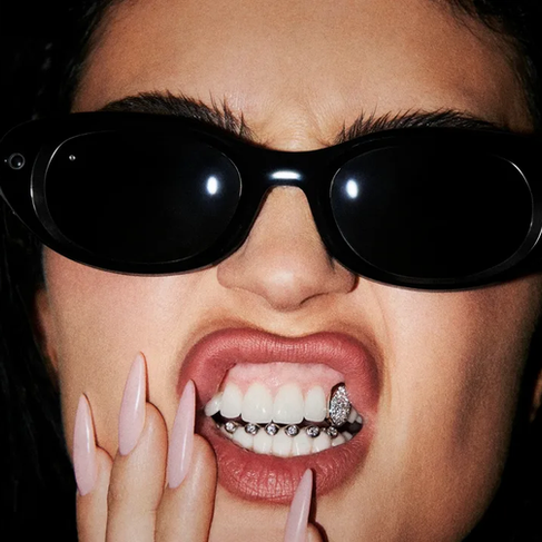 Meta Glasses by Kylie Jenner blend slim oval frames, Meta AI, hands-free photo and video capture, open-ear audio, and Kylie’s AI voice into one very stylish piece of wearable tech.