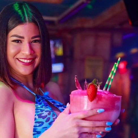 Miami nightlife vibes at Mango's Tropical Café — dinner, drinks, and dazzling shows all in one iconic South Beach hotspot.