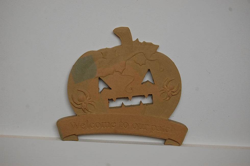 unpainted Halloween decoration Pumpkin Patch 18mm mdf  Dimensions width 310mm x height 275mm