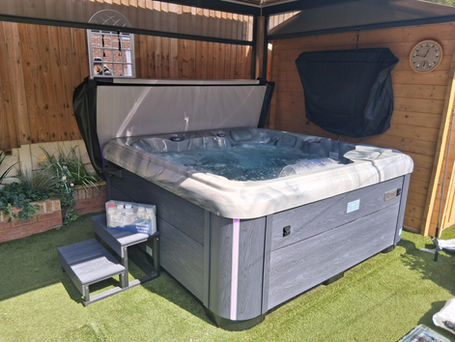 Hot Tub Installation in Dudley - Sunbeach 553 Supplied and Fitted by Wyre Forest Spas
