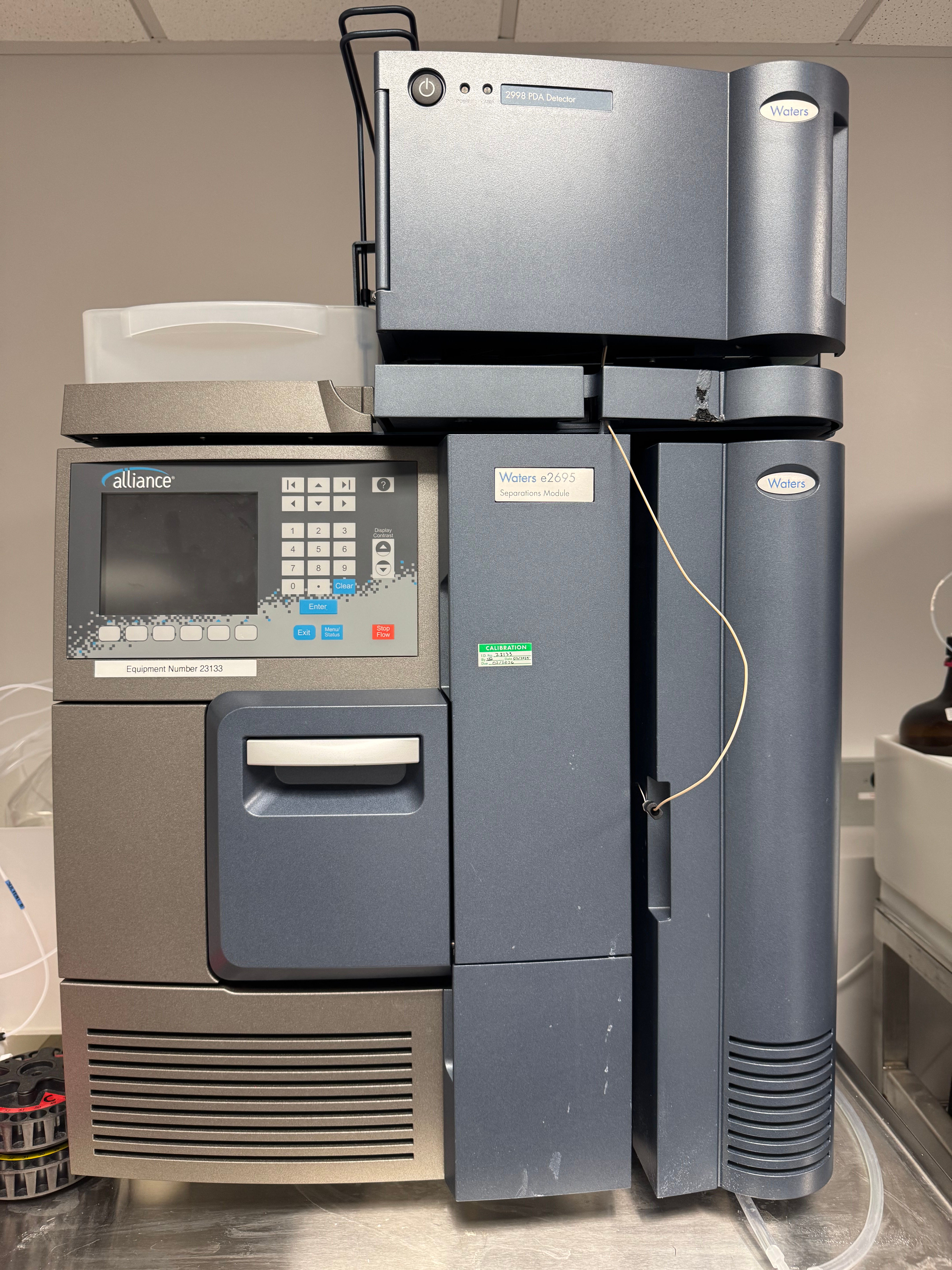 Waters e2695 HPLC 2998 PDA and column compartment