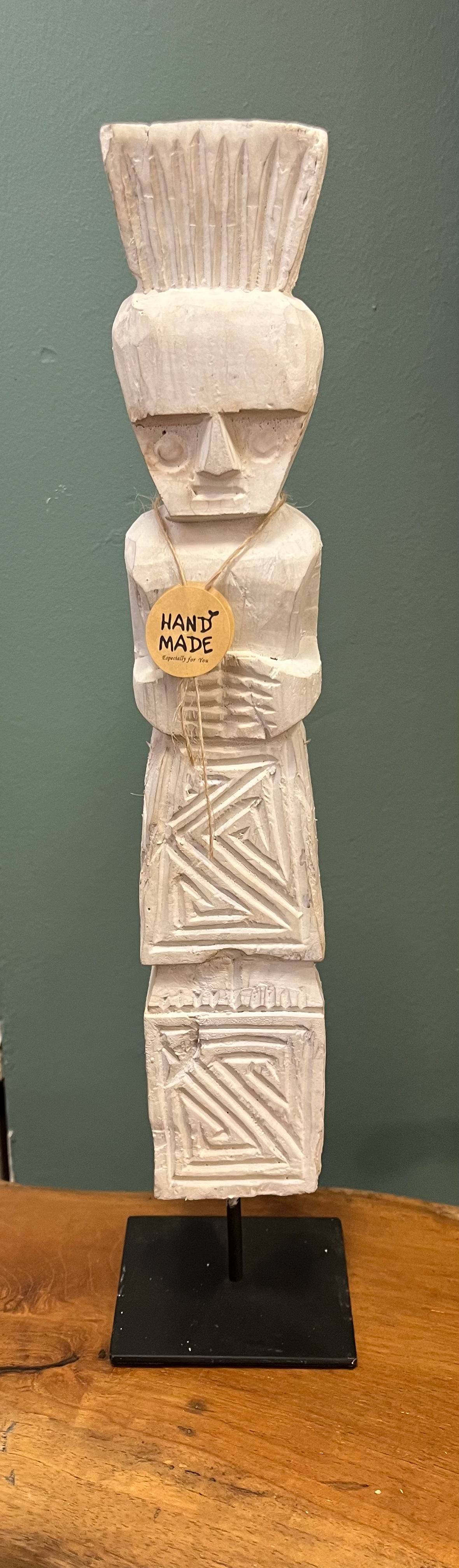 Statue Timor en bois sculpté, 35cm, modèle TIMOR 